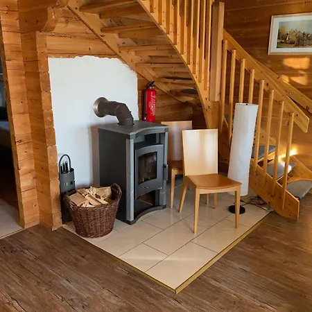 בית נופש In Meiserich Mit Terrasse Und Garten By Interhome אולמן