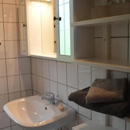 בית נופש In Meiserich Mit Terrasse Und Garten By Interhome *