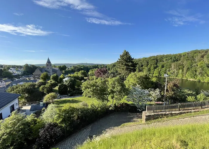 Casa vacanze In Meiserich Mit Terrasse Und Garten By Interhome *